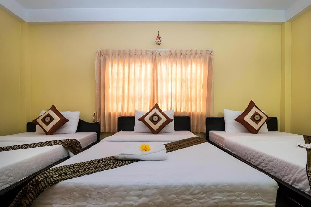 Happy Zone Hostel Siem Reap Esterno foto