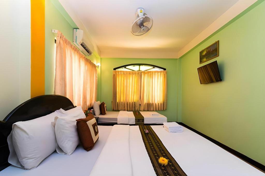Happy Zone Hostel Siem Reap Esterno foto