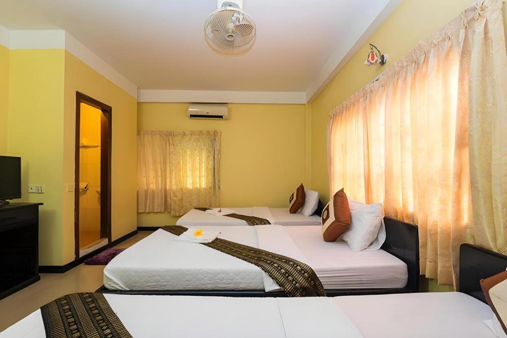 Happy Zone Hostel Siem Reap Esterno foto