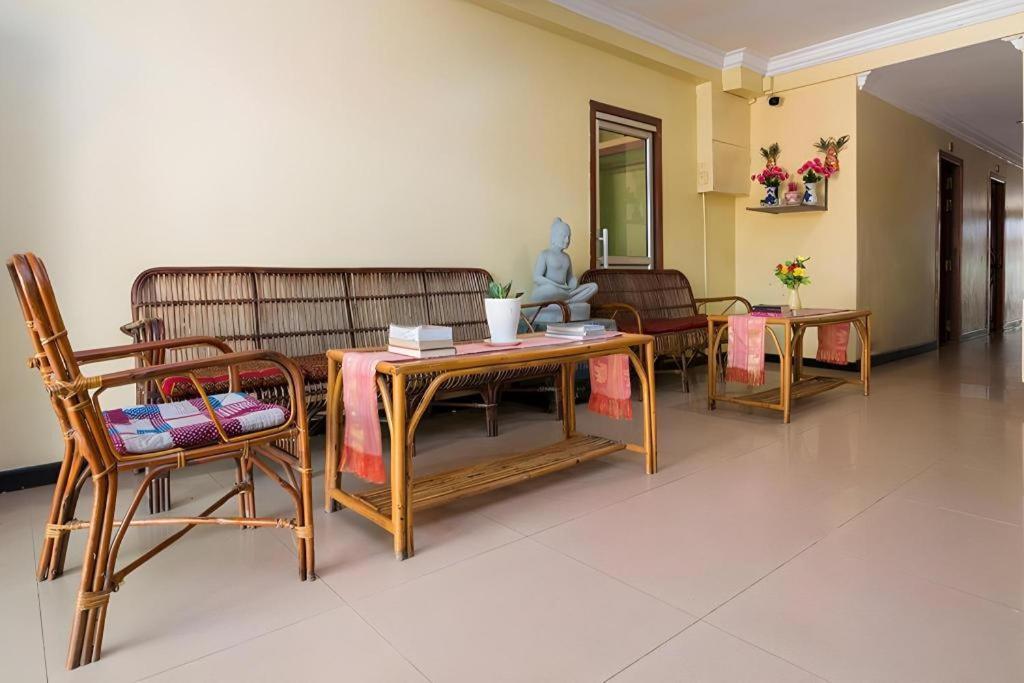 Happy Zone Hostel Siem Reap Esterno foto