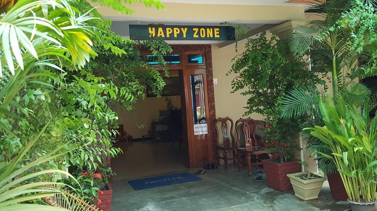 Happy Zone Hostel Siem Reap Esterno foto